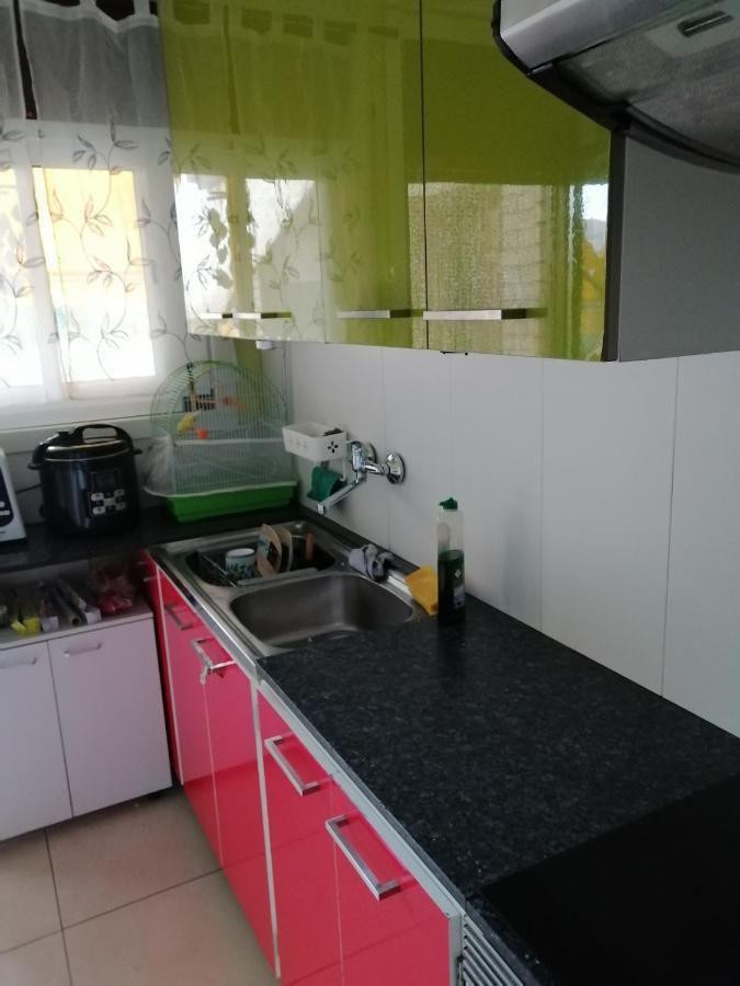 Habitacion Individual En Tarrega Apartment Exterior photo
